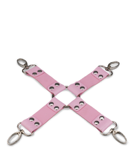 Charger l'image dans la galerie, Attache en croix Hogtie