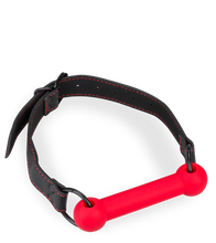 Charger l'image dans la galerie, Bâillon mors en silicone et similicuir