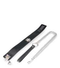 Charger l'image dans la galerie, Collier cuir BDSM et laisse chaine avec cadenas