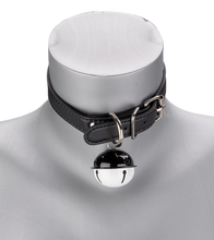 Charger l'image dans la galerie, Collier en similicuir avec gros grelot