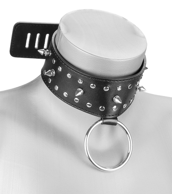 Collier SM à pointes et cadenas