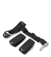 Charger l'image dans la galerie, Kit soumission gag ball et menottes