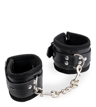 Charger l'image dans la galerie, Menottes poignets réglables cuir BDSM